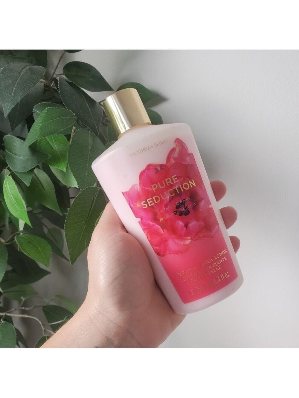 Victorias Secret Pure Seduction Lotion 8.4oz Red Plum Freesia
